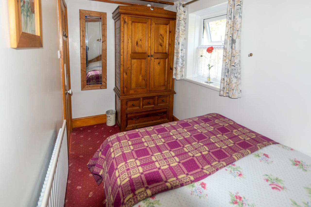 Rosebud Cottage Romantic Cottage For A Couple Fishguard Zewnętrze zdjęcie